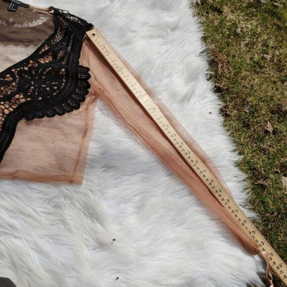 Forever 21 Size Small S Sheer Light Carmel Brown Black Cropped Crochet Festival - Picture 11 of 16